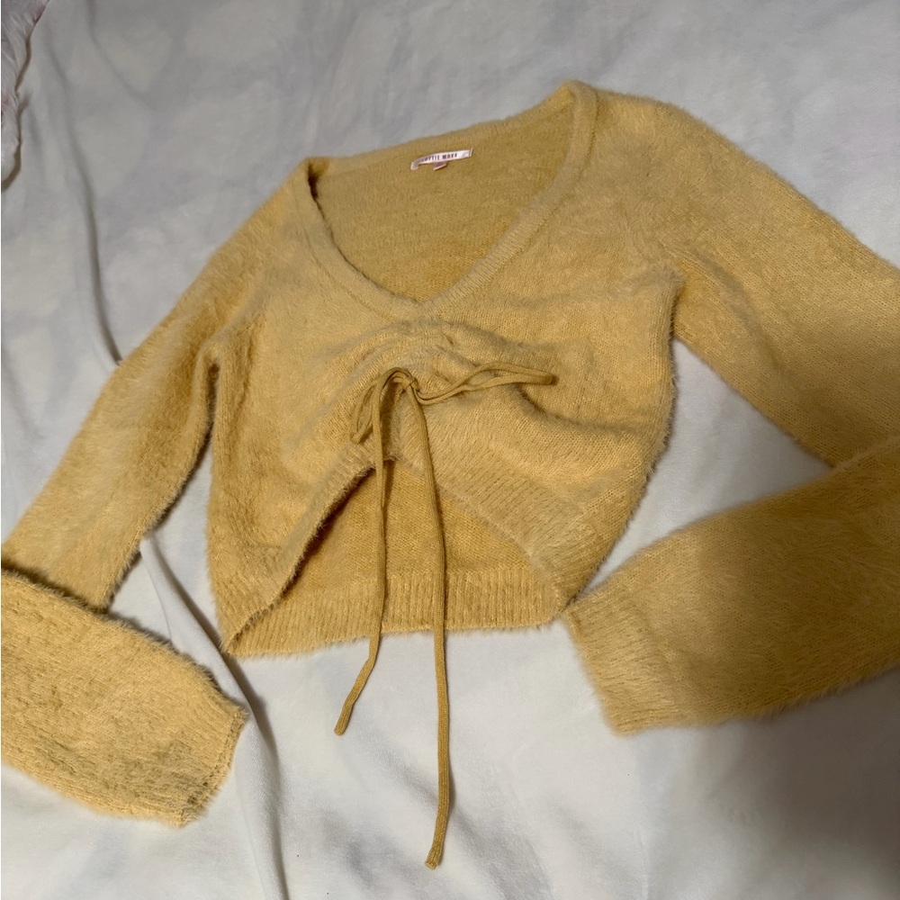 Lottie Moss cropped and cinched V neck super soft and Fuzzy Sweater XS